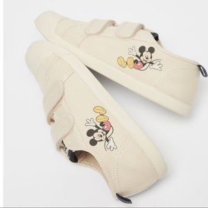 NWT Zara Mickey Mouse Disney Cotton Sneakers 2.5